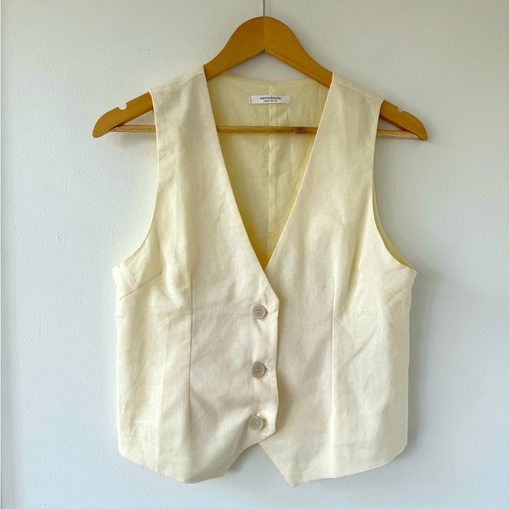Cute White Linen Vest 2